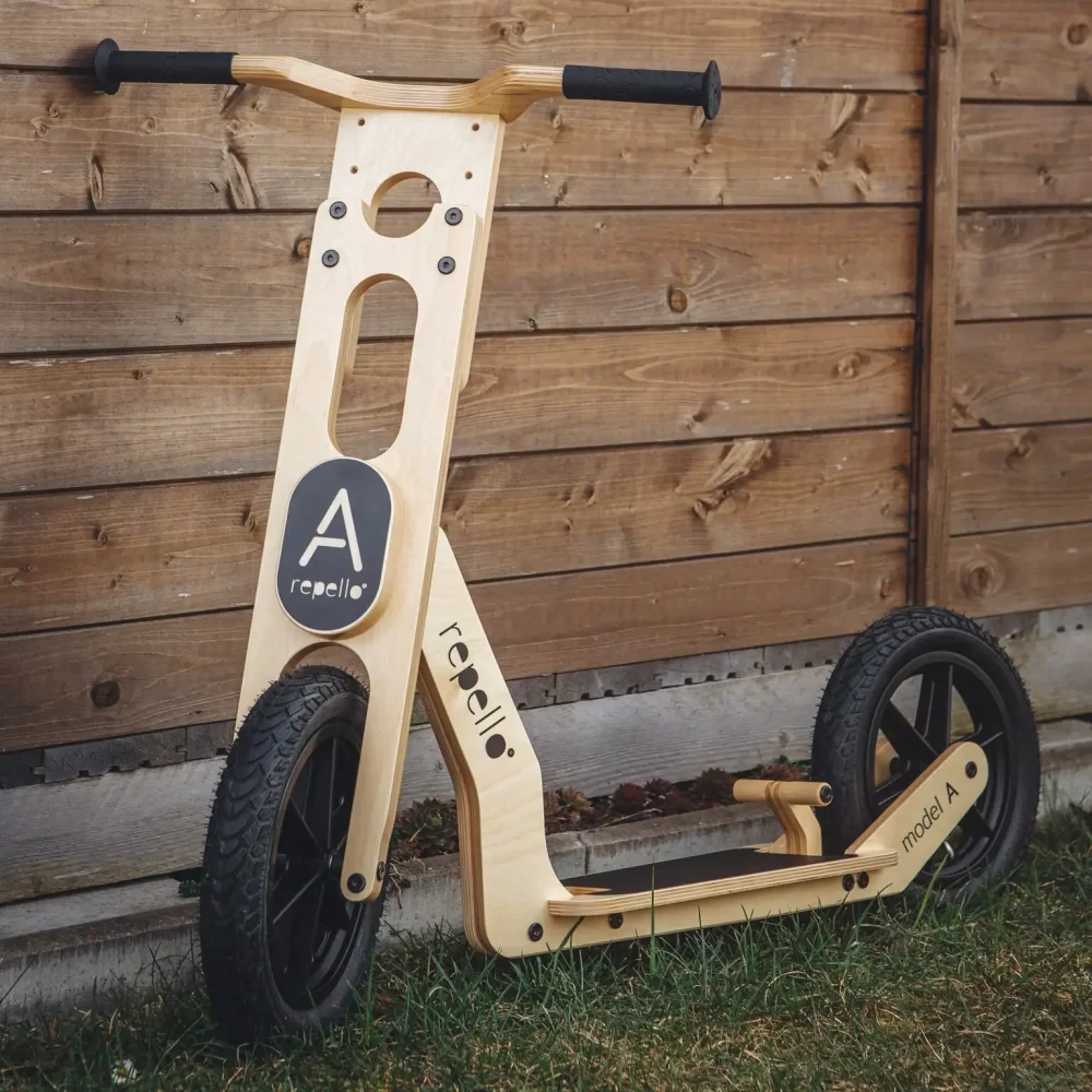 RePello-Model A-wooden footbike with a brake
